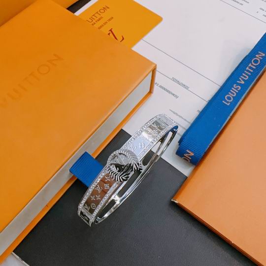 LV Bracelet 11lyh381